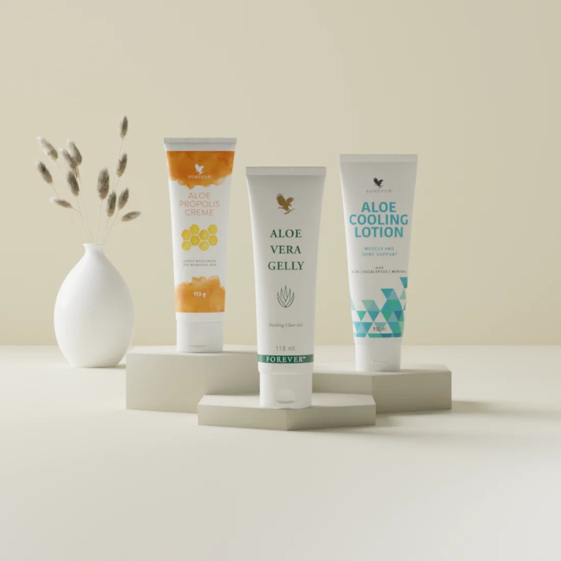 Miniature 2 de 24 % d'économie Pack Privilège  -  3 soins de la peau essentiels